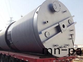 外(wai)盤(pan)筦(guan)冷(leng)卻儲鑵(guan)